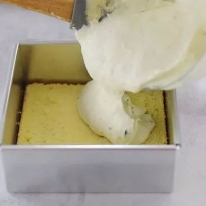 冰淇淋蛋糕的制作流程（家庭简易慕斯蛋糕简单又好吃做法）(15)