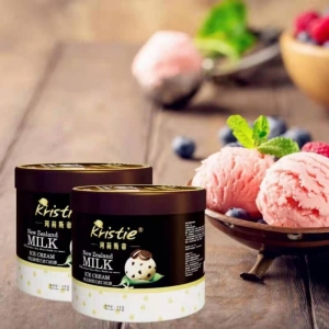 珂莉斯帝Holy Man Li餐饮大桶冰